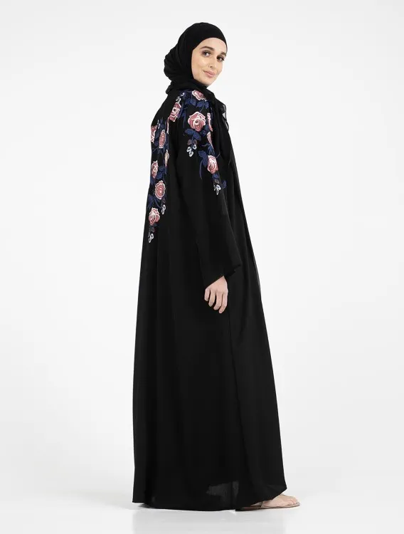 Black Laiba Abaya