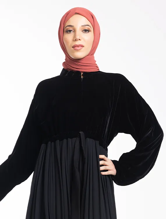 Black Fozia Velvet Abaya