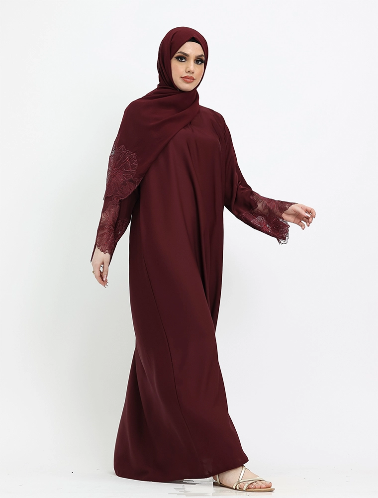 Plum Heyam Abaya