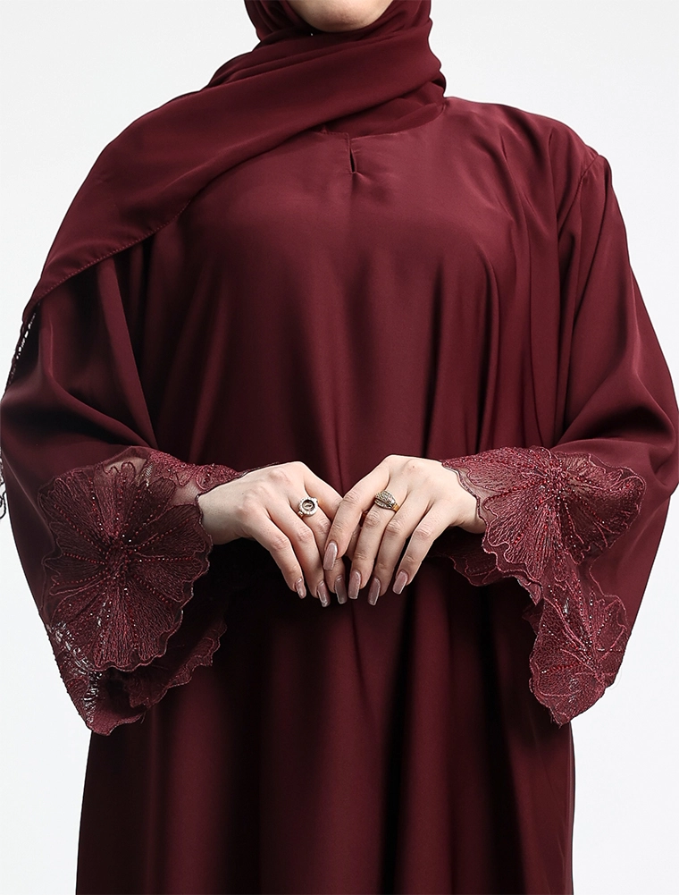 Plum Heyam Abaya