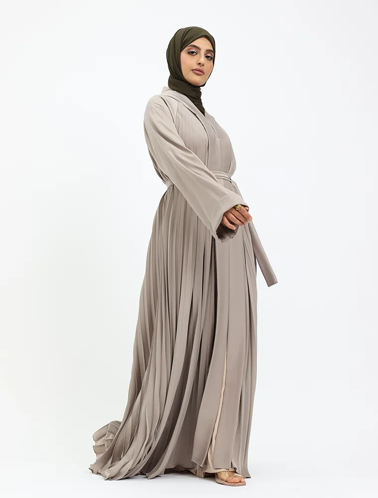 Stone Pleated Silhouette Abaya